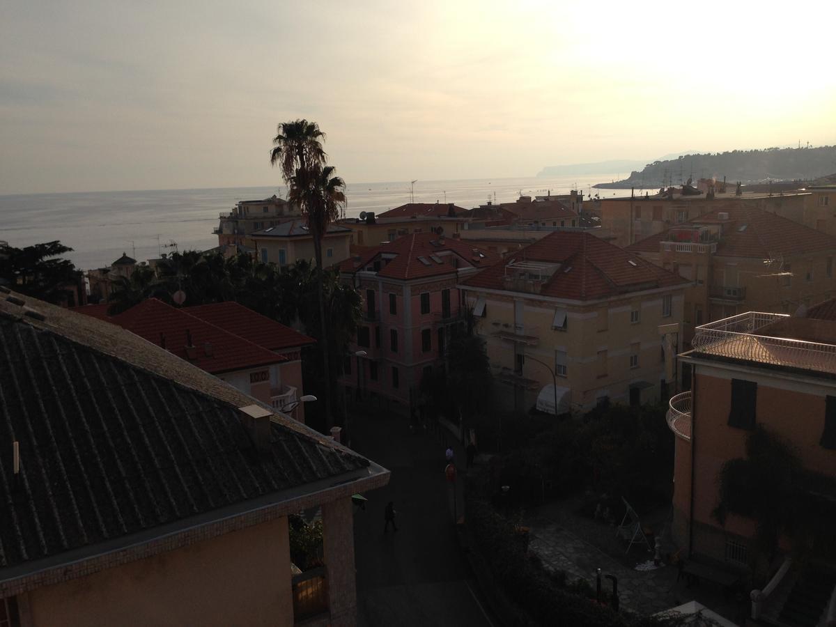 Hotel Ines Varazze Extérieur photo
